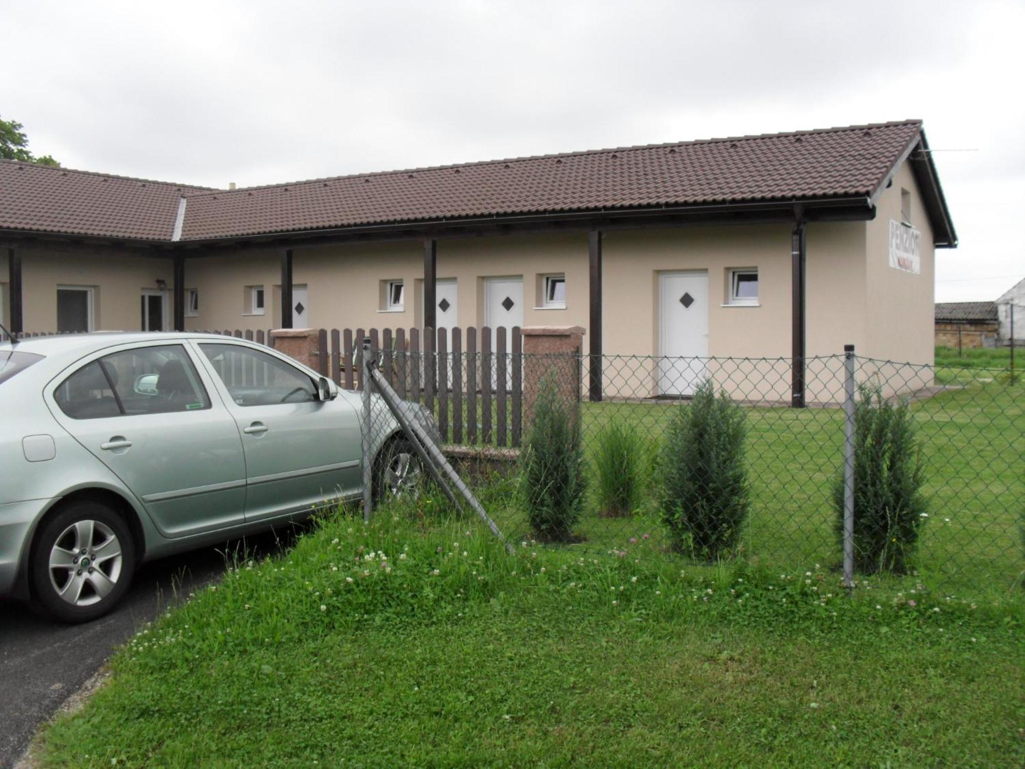 Penzion Kamenak Kamenný Újezd Extérieur photo
